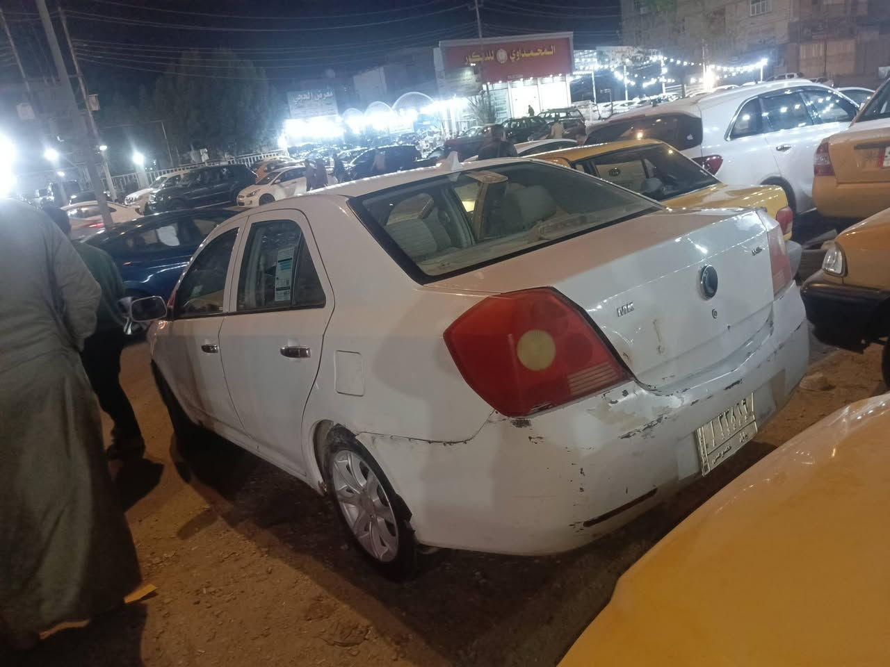 السلام عليكم جيلي ام 3 2013 للبيع السعر 30 بها مجال مقفوله كفاله عامه سياره رقم بابلل الاتصال واتساب فقط ***********
