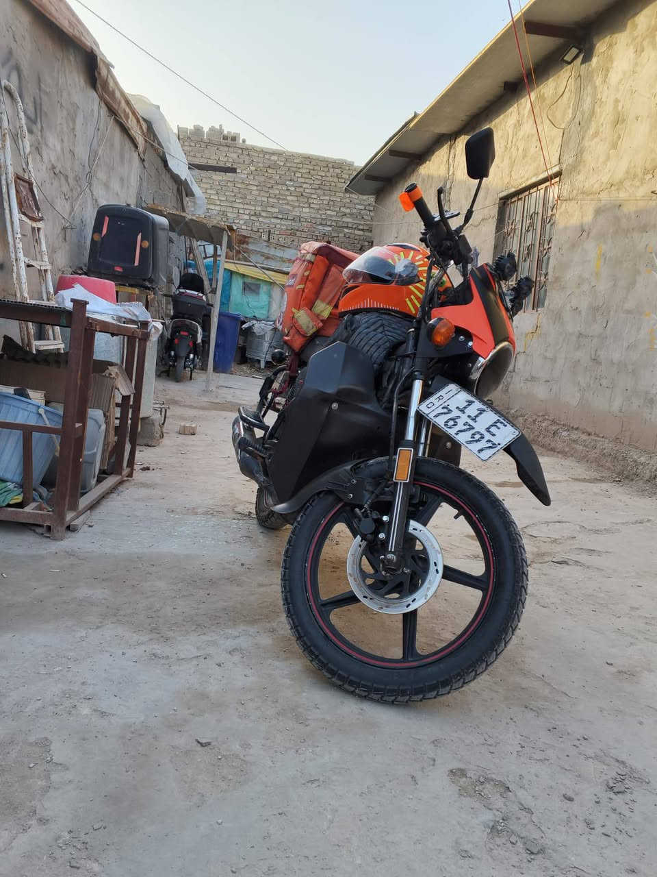 سلام عليكم دايوان للبيع مكفوله دراجة خير من الله مكينة ناعمة مكاني مدينة الصدر حيطارق سعر 2700 بيهة مجال بسيط رقم بغداد انكليزي رقم الهاتف ***********
