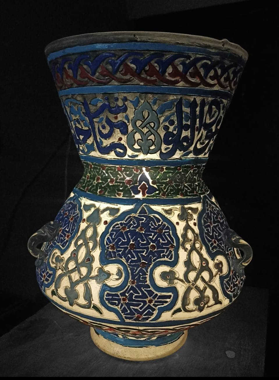 عدد 2 مشكاه زجاج نفخ يدوي شغل مينا شامي بارز
40سم


**إذا كنت صاحب هذا الإعلان وتريد حذفه لأي سبب، رجاءا أرسل رسالة إلى الدعم الفني**