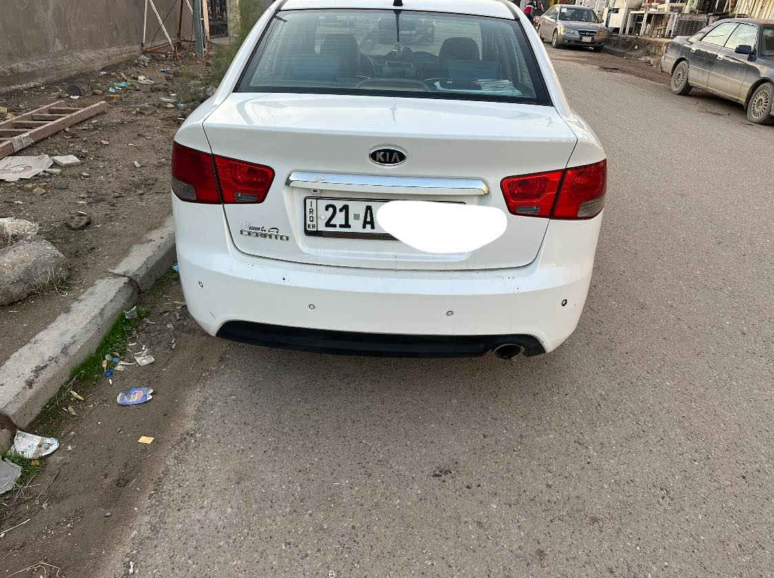 سلام عليكم سيرتو خليجي 
موديل 11
مكفول من الصبغ عدا بارد موضوع بلصور
رقم شمالي نكليزي 
بابل المسيب
السعر102 وبيه مجال
***********
