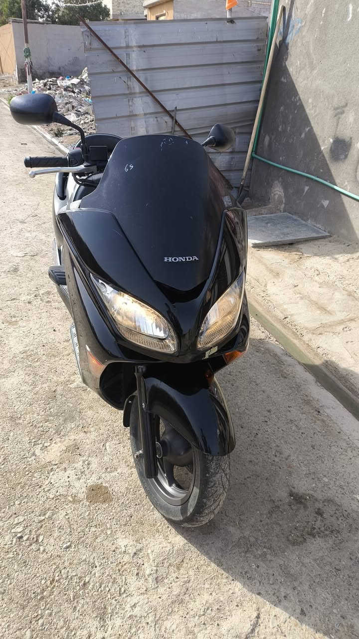 سلام عليكم دراج البيع 08 بعده رمبه  كله شريكه 
بكاني بغداد الحسينيه مال المعامل 
رقم ***********
