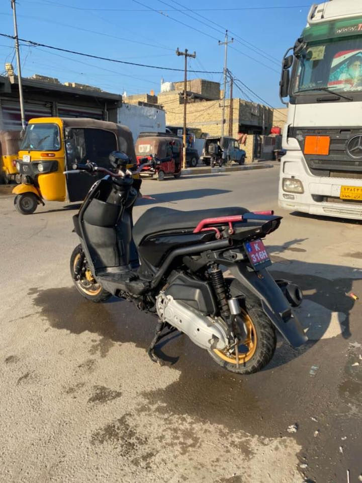 سلام عليكم  سكنس جبلي للبيع مديل 2014دراجه مكينه بلاديه ختم واحد كفر وحاضن ومكينه درجه صاله شهرين من نازله من رمبه دراجه بيه تزويد استيرن رياضي وسبايدر رياضي وبكلايت رياضي r6سعر مليون وميه 1100 رقم هاتف ***********9
