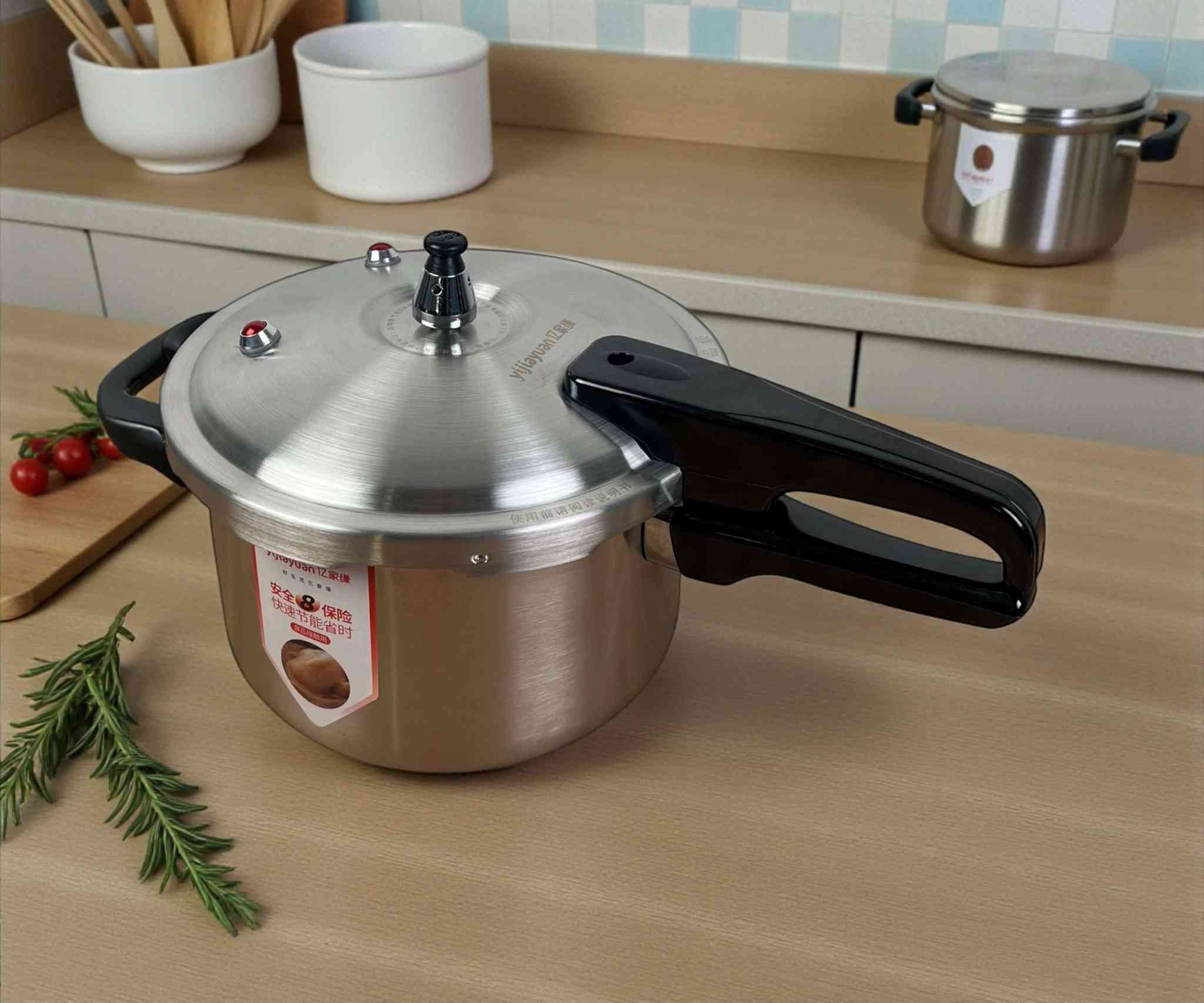 طبخ أسرع… وأمان أعلى 🍲
قدر ضغط ستانلس ستيل موفّر للطاقة

8 مستويات أمان لراحة بالك

سعة 5لتر مثالية للعائلة وطهي متقن

اختصار وقت، وتوفير غاز، وطعم ألذ 👌

السعـــــــــــــــر 43الف واصل للبيت شرط التجربة


**إذا كنت صاحب هذا الإعلان وتريد حذفه لأي سبب، رجاءا أرسل رسالة إلى الدعم الفني**