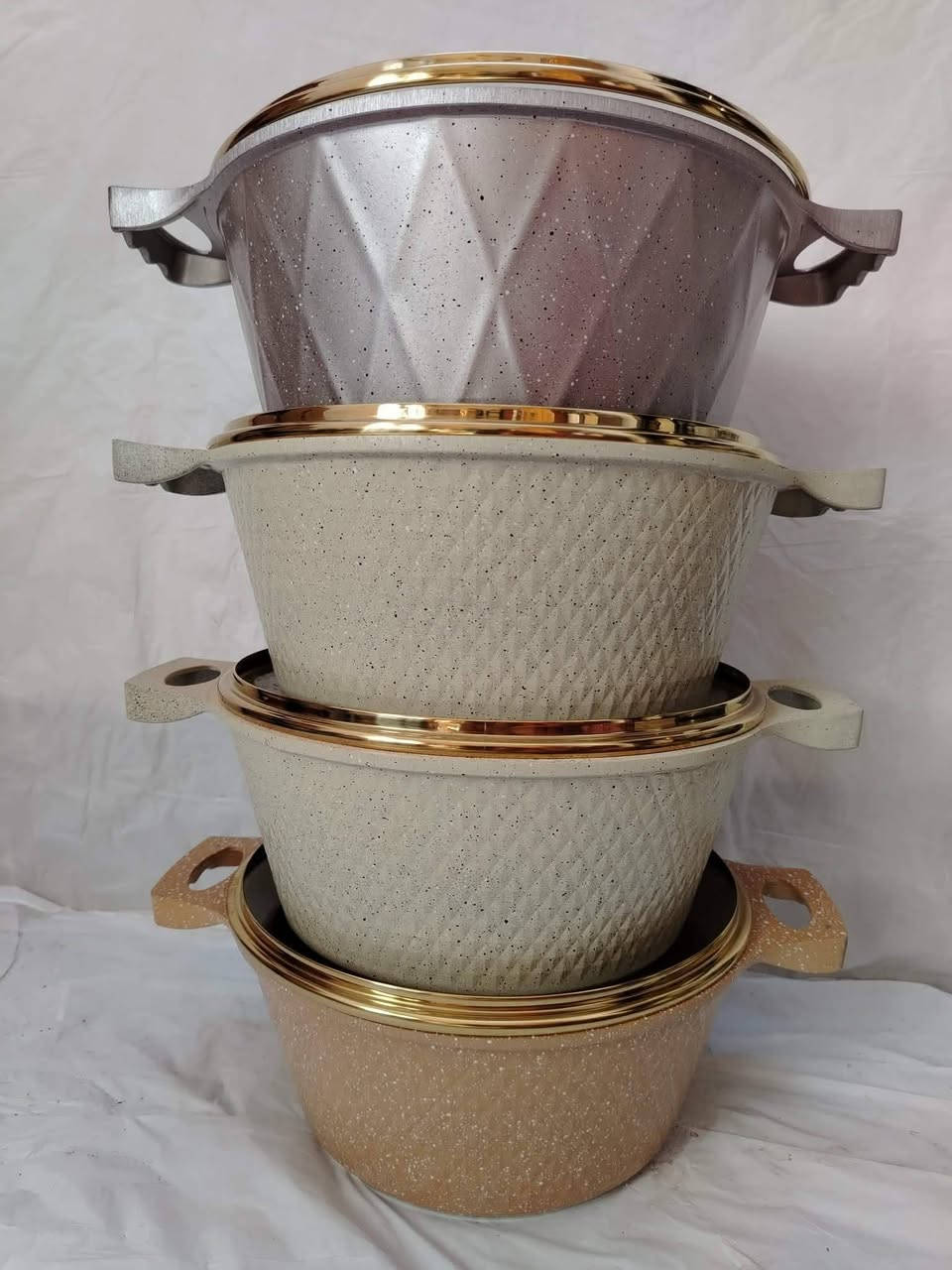 گدور كرانيت الاصلي قاعده ليزريه 💥 زيتي % ثقيل 
قياس 28 حجم نحتاجه بكل بيت 💯 
غطاء حراري ضد الكسر 💥

للحجز والاستفسار مراسله الصفحه 💐

#اواني #طبخ #منزليه #عرووض #خاصه #شهر #رمضان #مطبخ #كرانيت #الأصلي


**إذا كنت صاحب هذا الإعلان وتريد حذفه لأي سبب، رجاءا أرسل رسالة إلى الدعم الفني**