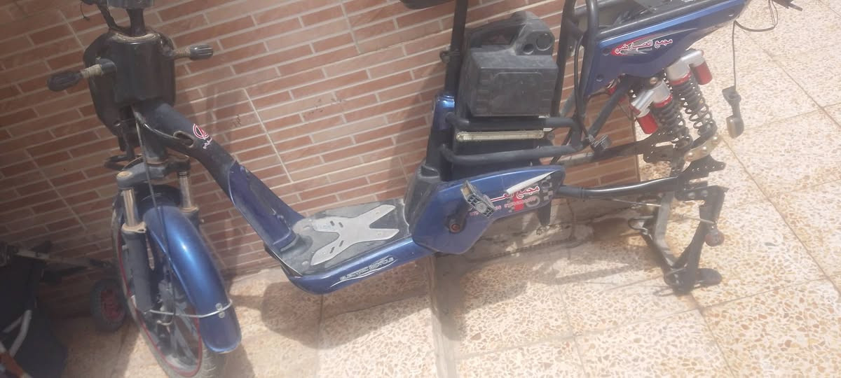 ماطور على شحن بدون بطارية اغراضو موجوده بس عاطل فحم في فحم دفعو سعر بيه


**إذا كنت صاحب هذا الإعلان وتريد حذفه لأي سبب، رجاءا أرسل رسالة إلى الدعم الفني**