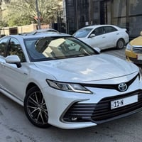 تويوتا كامري 2024 خليجي وكالة عبد اللطيف ع ايد وحدة من الشركة لحد الان...