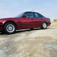 موديل 1995 • رقم بغداد • داخل ابيض ملكي