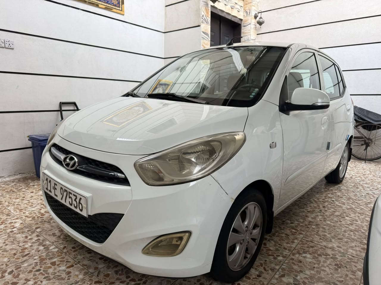 السلام عليكم عندي i10موديل 2014 
ماشية ٨٢ 
كير اوتماتيك ومحرك ٤ سلندر وجام كهرباء ويل كب اشاير بالمري  وشاشة وكامرة
بيها صبغ بيبان ثنين بدون دواخل 
رايدها 79وبيها مجال بسيط 
الاستفسار ***********
