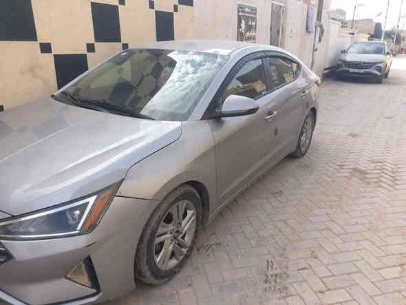 السلام عليكم  النتره للبيع موديل ٢٠٢٠
وارد امريكي حادثه موضح بل الصوره مال امريكه اوالسونار مرفق ويه المنشور السعر ١٢٨ للتصال ***********
