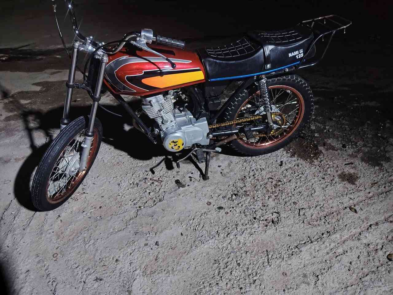 نامه للبيع كلك وياله فافون  كامله ما عوزها شي قراض نصهن جدد مكاني زبير السعر 450 وبيها مجال*********** بس واتساب
