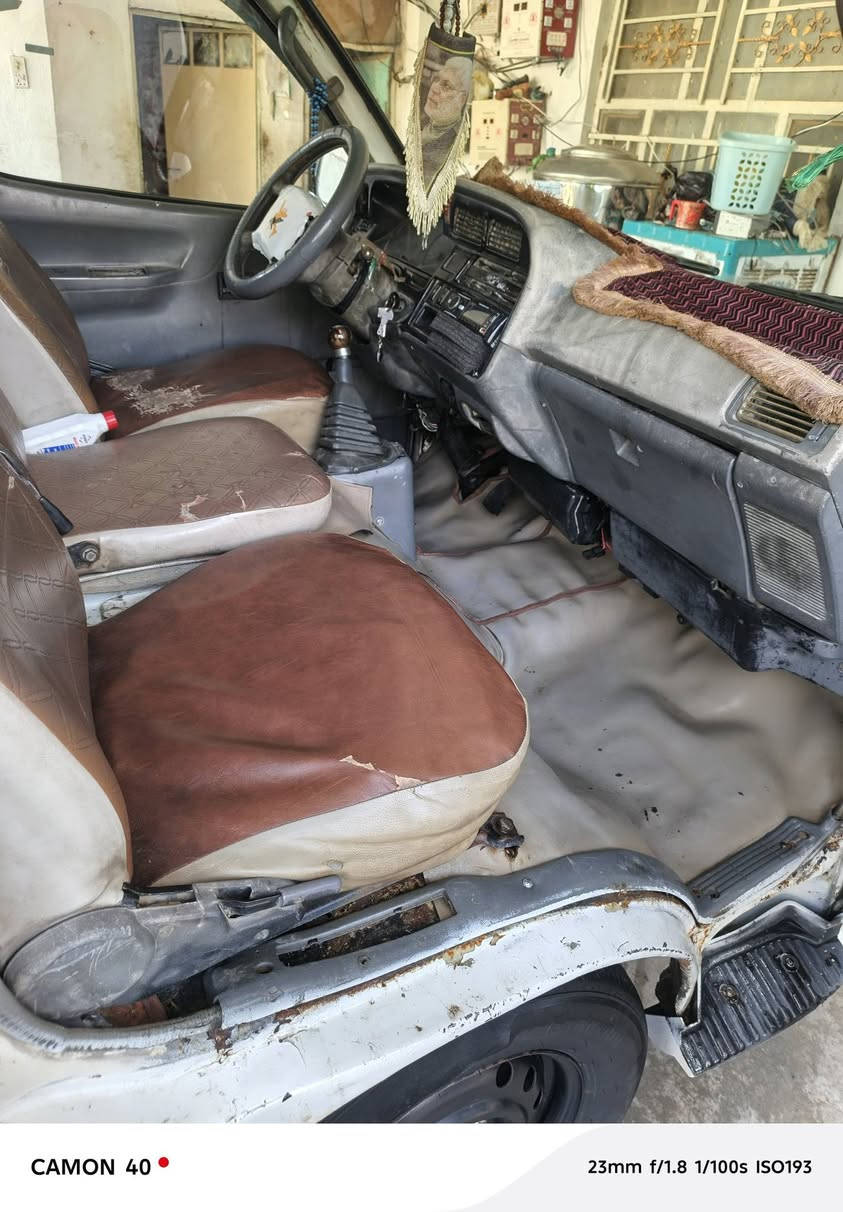 سلام وعليكم فتون 2009  اريد مراوس بكيا اسيا بس كون نضيفه من ديالى او بغداد العنده لا يقصر مراوس بدون فرق العنده هذا رقمي ***********
