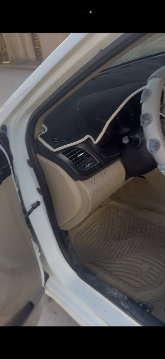 اكسنت خليجي موديل 2016 محرك 16 دوش كير ايتي محرك دوش كير شرط صدر جديد شمعات جديده كلشي بيها جديده هزه جديده سنويه لل 2031 رقم دولي كابون بانزين السعر جداً مناسب ‭0772 538 4804‬
