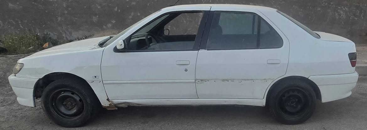 تحية طيبة
بيجو فرنسي 

تحويل مباشر 

كير محرك ابلادي

سيارة عوزها ترتيب

كير محرك تمام 

صدر تمام 

كهربايات جاهزة 

بنيد عوزه صبغ فقط

السعر المطلوب /20/

وبيها مجال بيع امراوس حسب القناعة

مكان السيارة بلكوت مركز مدينة 

/***********/

/***********/
