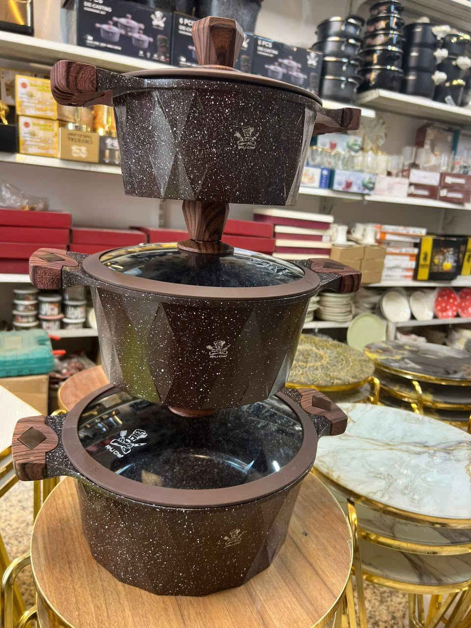 بفضل الله
وصول بضاعه جديدة
قدر من ماركه الشيف
ضمان سنه
نوعيه ممتازه
العنوان شارع النائب مقابل منفذ محمد الدري
جوال ***********
ملاحظه توجد خدمه توصيل
