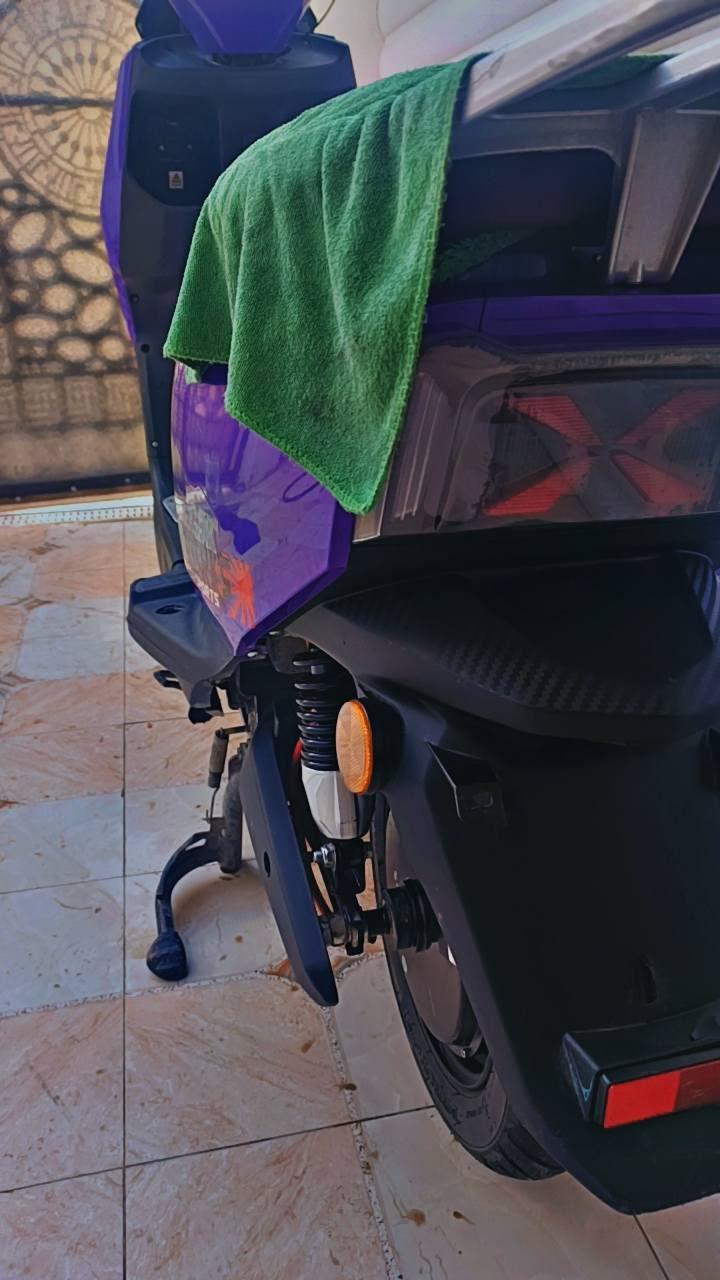 السلام عليكم ورحمة الله وبركاته
دراجه شحن فضائي 
تشغيل بصمه 
دبل سويج 
اشاير +دبل اشاره 
3سرع توصل 80km
6بطاريات مسطره دبل تمشي 50km
ملف 2000
شاشه اعطال 
لايت زنون عالي ناصي 
نضام قاطع دوره 
بريكات دهن دسك امامي خلفي 
دبل بجم حمايه من الماء (اغسل براحتك)
دراجه جديده كلش 
السعر 750وبيها مجال 
الشعب حي البساتين 
‏‪***********‬‏ملاحظة نقصها تعديل ستيرن و بوربرن التاير الكدام وچاملغ امامي فقط كلهن ميكلفن ٥٠
