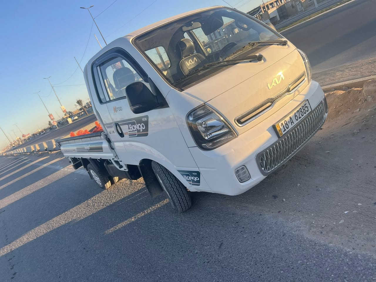 سلام عليكم كيا للبيع ٢٠٢٢ طالعه بل ٢٣ رقم بابل إنكليزي صاعده هزه  قبل يومين  مكفوله كفاله عامه ع وضع الشركه ماشيه ١٠٠ ألف فقط السعر ١٤٥ للاستفسار واتساب ***********. الخاص مفتوح (بدون خطه البارحه شلعتها )
