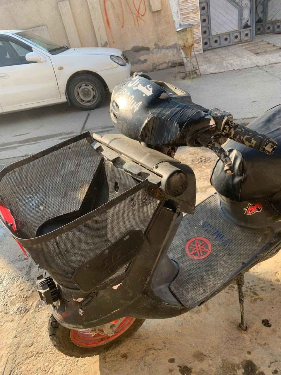 ماطور بزون نفخ للبيع 
معمر مرة وحدة وكامل مواصفات
مصبوغ اسود؟  شرط من اول هندر
السعر 200 وبي مجال 
التواصل خاص او عل رقم؟ 
***********
