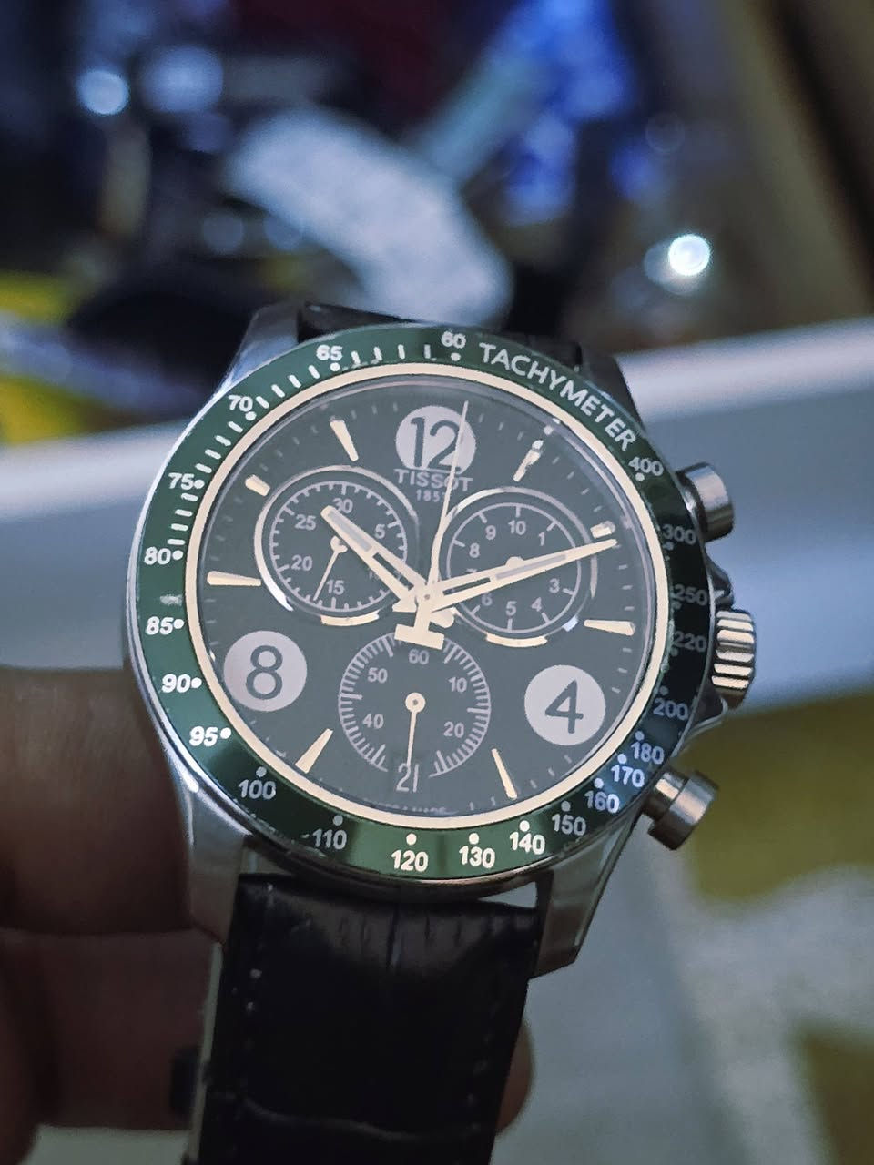 تيسوت
سويسري اصلي بطارية 
كونوكراف ستوب وتش سناتر شغاله 
جام زفير 
سير جلد مستبدل 
نظيفه جدا 
قطر ٤٣
١٤٠ دولار 
المكان اربيل 
يوجد توصيل 
Samer Akeel AlJboory 

https://www.tiktok.com/@samerakeelwatch?_r=1&_t=ZS-92XzzfzgLln


**إذا كنت صاحب هذا الإعلان وتريد حذفه لأي سبب، رجاءا أرسل رسالة إلى الدعم الفني**