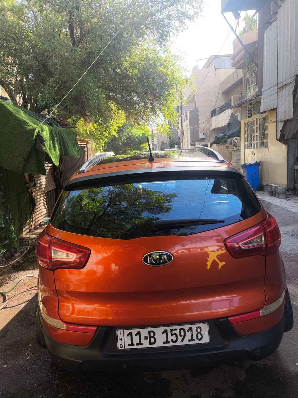 السلام عليكم
للبيع سبورتج 2011 خليجي
رقم بغداد الدولي الجديد /بأسمي تحويل ثاني يوم
حجم المحرك/2.4 دوش المرغوب
المواصفات؟؟؟؟؟ 
.................... 
الون/مشمشي
لون الداخل/مشمشي+اسود
ممشه السياره/ 177 الف
فتحت سقف بانورامه
شاشه كبيره Android
كشن كهرباء
مري كهرباء
تحكمات ستيرن
سنتر لوك تقفيل
سياره خير من الله مال بيت ستعمال قليل جداً 
تخم تاير جديد/ باتري جديد/صدر امامي خلفي 
مكينه وكير خير من الله شرط الكفاله
............................................................. 
ضرر السياره /جنطه خلفيه وربع دعاميه اماميه فقط
بدون دواخل وشرط السونار واي شي غير هل حجي 
اتحمل السونار

مكان السياره بغداد/ مجمع الصالحيه
رقم الهاتف للاستفسار/***********/ نور
