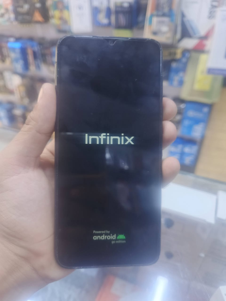 جهاز انفنكس هوت 10i
ذكره 64 
مبدل شاسه وكاله 
جهاز نضيف وياه فقط شاحنه 
سعره 65 فقط  تواصل على هذا رقم ***********

