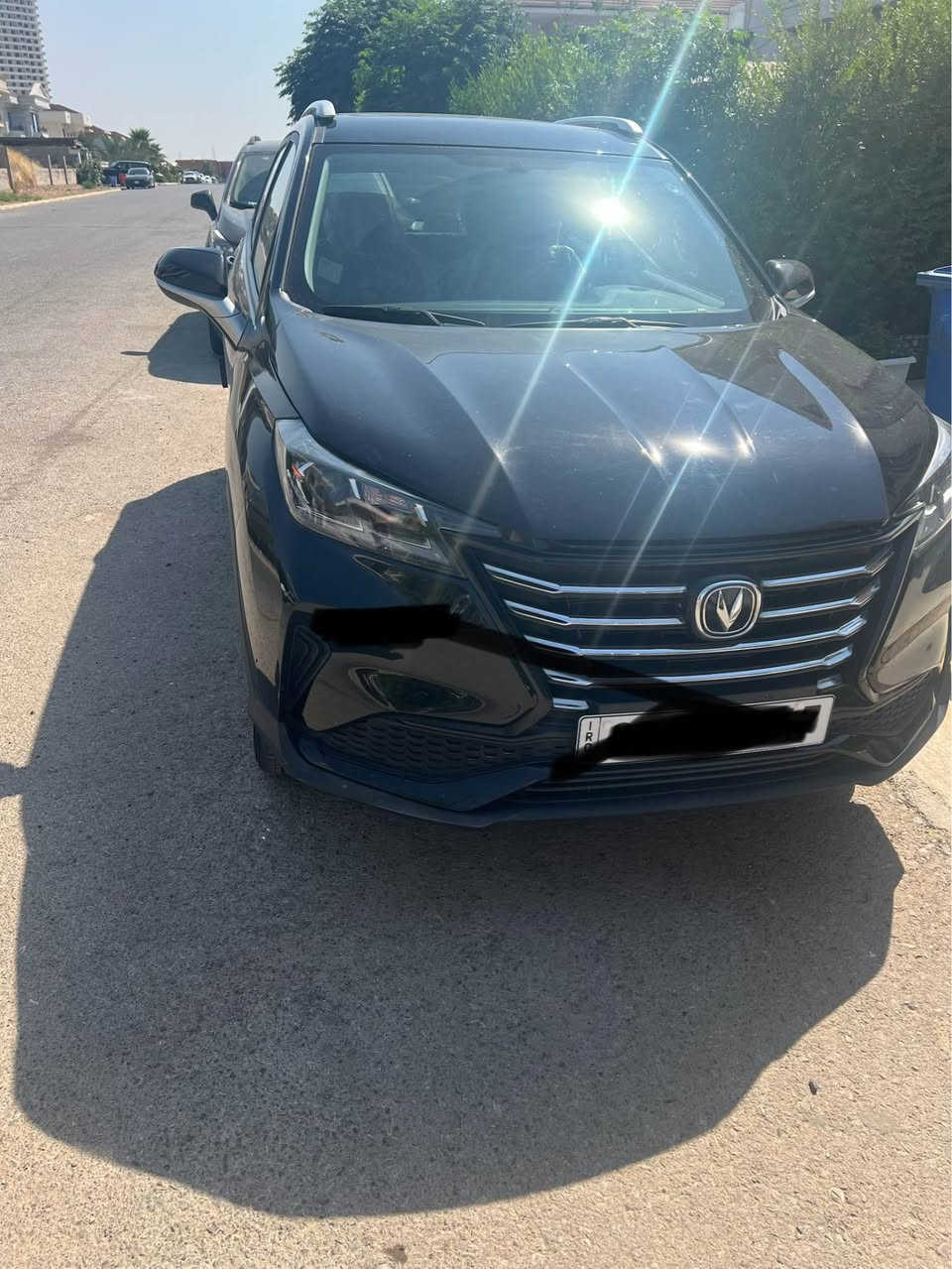 شانجان cs15 موديل ٢٠٢٢ 
كوشن جلد نايلون الشركة بيها
ماشية ١٨ الف كيلو 
مكينه ١.٦ تنفس طبيعي
السيارة صفر شريكة اربيل 
جدا نظيفة ومابيها اي نقص 
فحص وهزة وسنوية كلشي بيها جاهز
بيها مكان صغير pdr بالباب الخلفي موجودة بالصور

السعر ١٠٠ ورقة 
للاتصال واتس *********** أربيل, العراق
