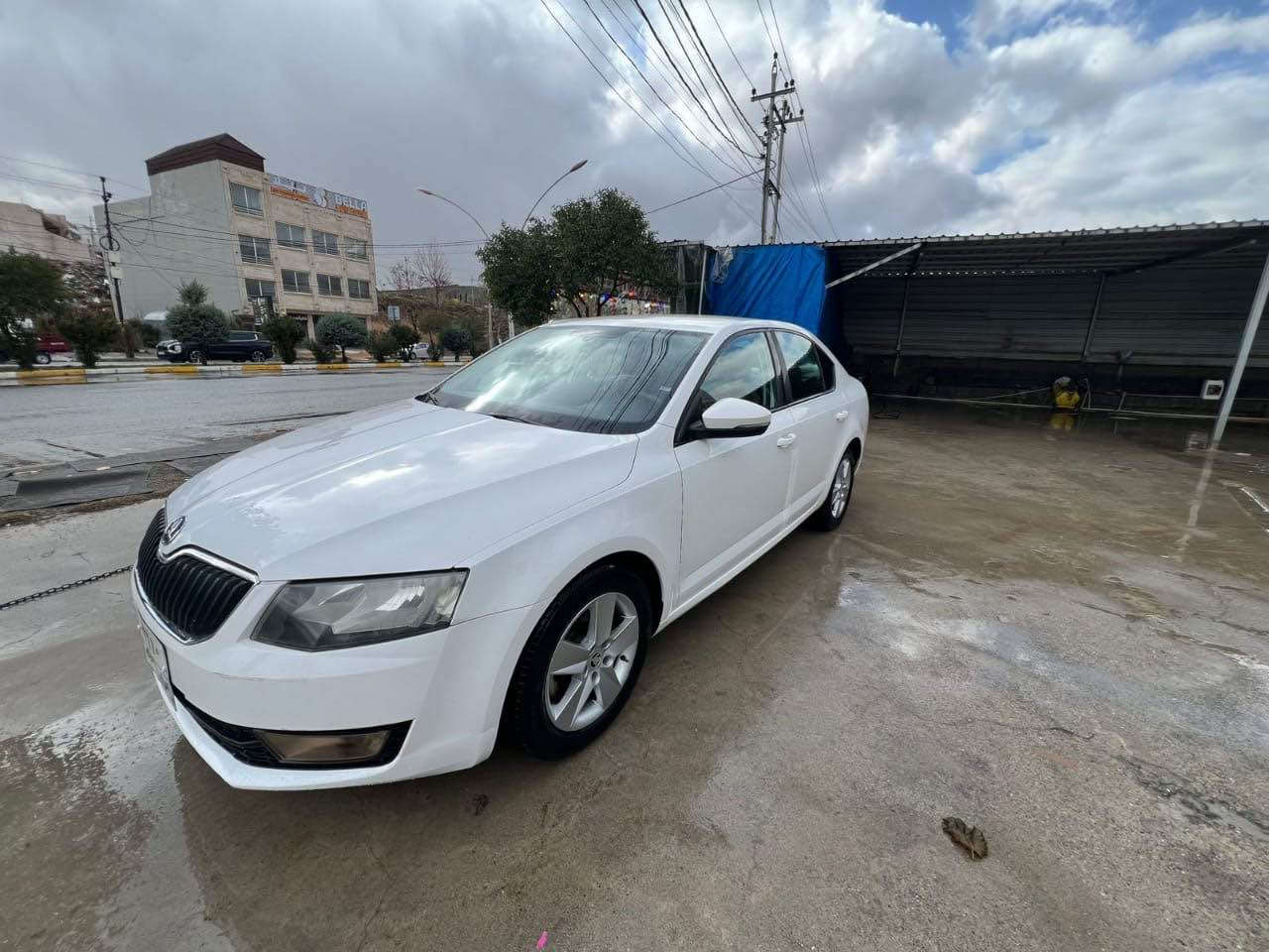 ‎سكوداي ئوکتاڤیا 
‎مودیل ۲٠۱٤ 
‎ئوتوماتیک ۷ گیر 
‎مەکینە ۱۸ و توربوی مەرخوب 
‎۱٤٠ هزار مایل رۆیشتوویە 
‎بی دەعم و سبوخە 
‎تەنها بوستێکی تعدیلی هەیە 
‎گیر و مەکینەی بەشەرتە 
‎بوخار و سەرف هەموو شتێکی بەشەرت 
‎واتساب 0750/829/2009/  
‎شوێن سۆران هەولێر
‎سعر ١ ده فته ر   و مەجال 
15 وەرقە خرامەی لە سەره 

‎سكودا اوكتافيا  
‎موديل ٢٠١٤ 
‎کیر اوتوماتیک ۷ کیر 
‎مكينه ١٨ و توربو مرغوب 
‎ماشية ١٤٠ مايل 
‎بدون دعم و صبغ 
‎فقط شبر تعديل 
‎كير محرك شرط 
‎بدون صرف بدون بوخار
‎كلش بشرط 
‎سعر ١ شدة و مجال مكان سوران اربيل
عليها 15 ورقه غرامه ينزل علي سعرها 
‎واتساب متوفر
0750/829/2009/ أربيل, العراق
