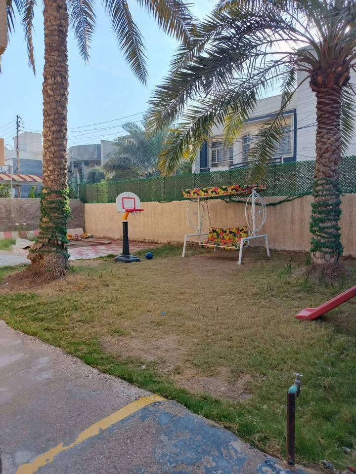 روضه للبيع في منطقه الدوره جاهزه من كل شي مساحه كبيره جدا مع وجود طلاب وكادر سبب البيع السفر
*********** سعرها 37 مليون وبيها مجال 
الغير جاد ليتصل رجاءا
