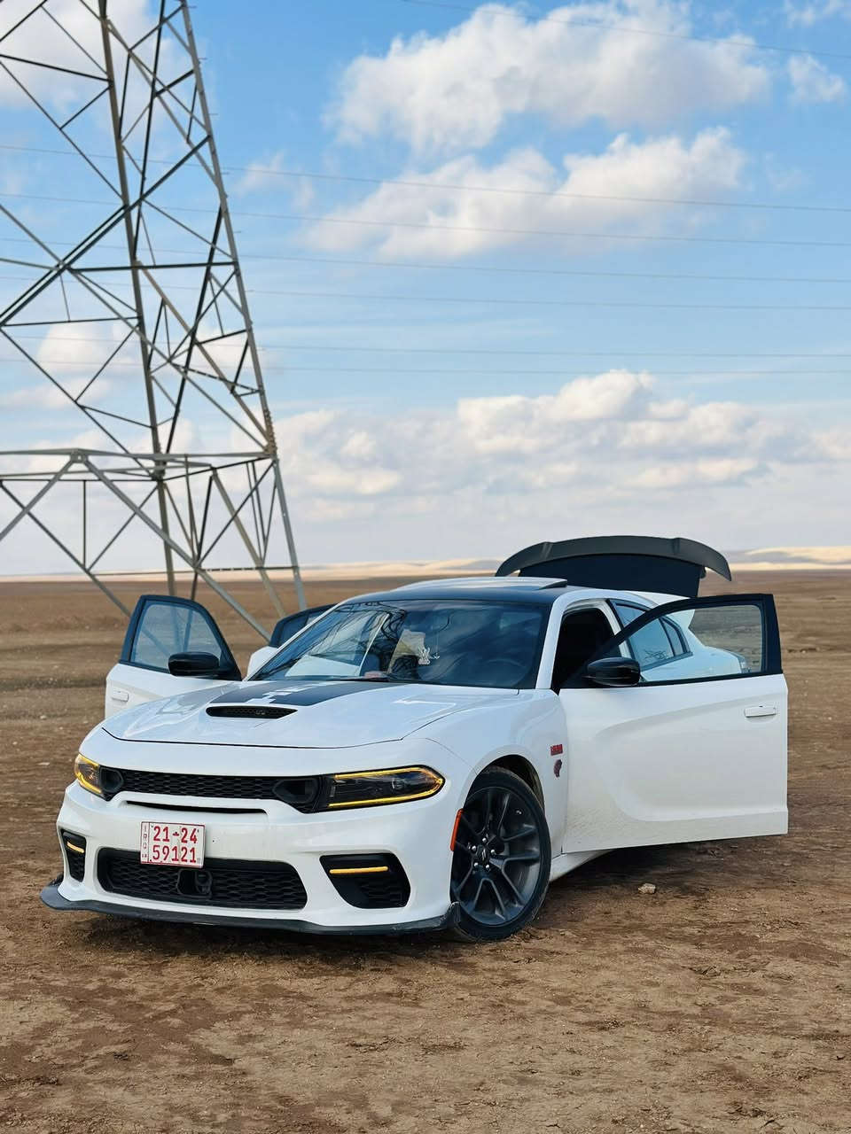 جارجر R/T فول فول موصفات للاخير 23 موديل كاتي ترقم شمالي مشي 10 الف ميل اخو صفر  سعر 260$ عنوان كركوك هدا رقم شاصي  2C3CDXCTXPH599290  👌 هدا رقمي تلفوني ***********
