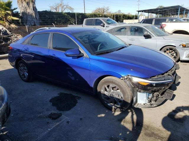🚗 للبيع: هيونداي النترا 2024 أمريكي - لون أزرق مميز معوقين

المواصفات:
• الموديل: 2024 وارد أمريكي • الممشى: 100 ألف ميل • الكير: أوتوماتيك  • المحرك: 4 سلندر 2.0 اقتصادي • المواصفات: بصمة تشغيل، شاشة كبيرة، كاميرا خلفية، رادار، تحديد مسار، ، تحكم ستيرنج كامل، بلوتوث، نظام Apple CarPlay/Android Auto • الداخلية: وكالة بالنايلون، ماشاء الله جديدة 
الحالة والفحص:
• الحادث: شبر بالجاملغ الأمامي + شبر بالبنيد فقط، موضح بالصور • بدون ايرباك، بدون تبديل، بدون دواخل، بدون لغد •  وباقي البدي بلادها 100% 

السعر: 165 ورقة وبيها مجال بسيط للشراي

المعاينة: بغداد - بسمايه
التواصل: واتساب - ***********
اتصال***********
