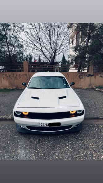 دوج چالنجه ر 2021 SXT PLUS داخلي صور فول فول به س بئ سلايت سياره 55,000Mile يا ريڤه چوي بئ سبغ دهيت تني كارته ك دكه ل تعديله كي وه كيدي سياره هه مي بشه رت سعر 210$ و مجال💣👌🏻 tell:-*********** زاخو
