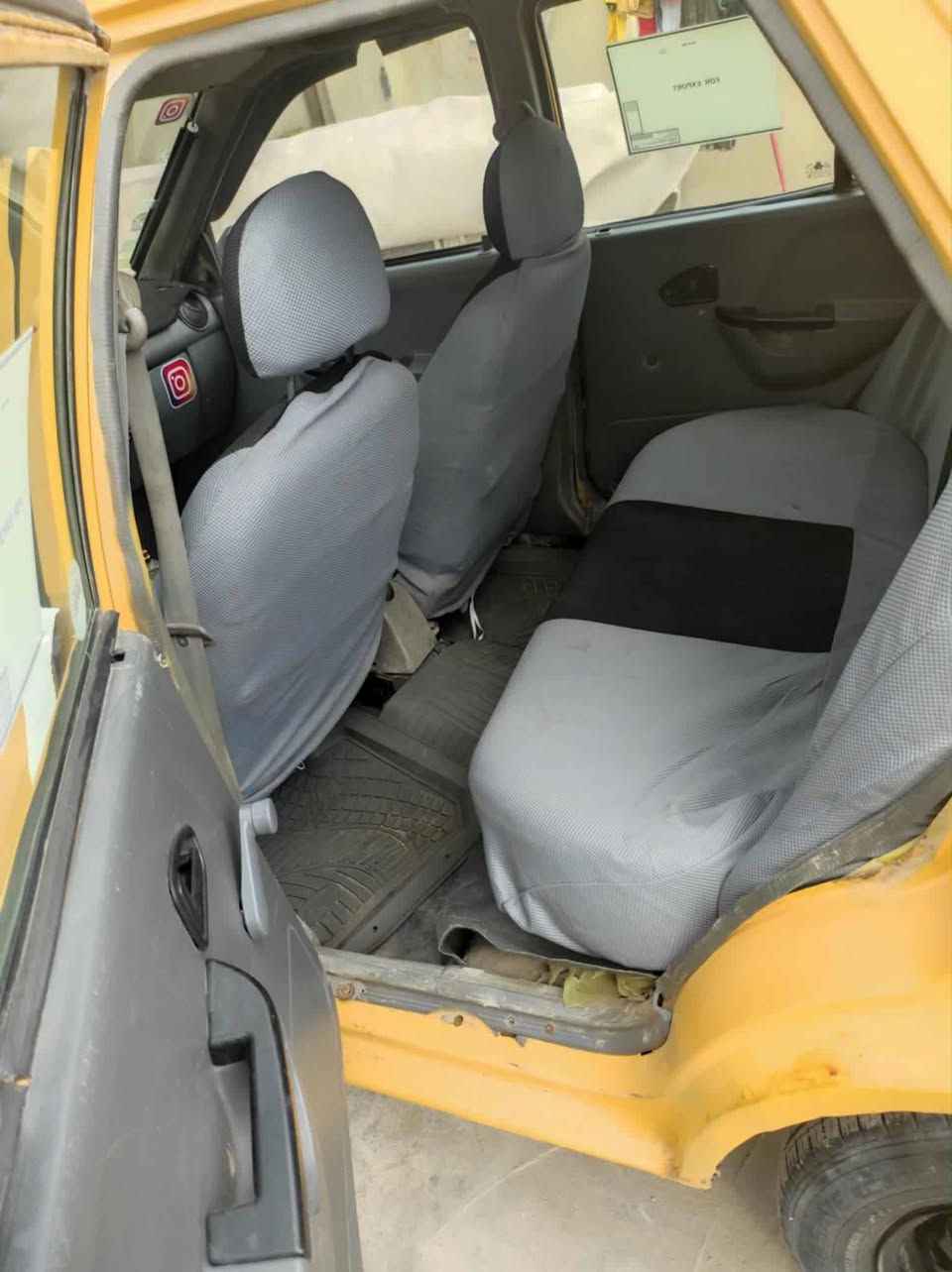 السلام عليكم للبيع سايبه موديل 2017 رقم بصره بسم شركه ابن بلد مكينه بيه خيط تبخير كيرها مكفول حدادته جديده تخم تاير كهربئياته كله شغاله تبريد سياره جاهزه من كلشي سعر 21 وبيه مجال قليل غرامات ما عليه هيئه مطلوبه أقل 3 سنوات بيع مستعجل ملاحظه باب سايبق بيه خياس يحتاجله تبديل  مكان سياره بصره ***********
