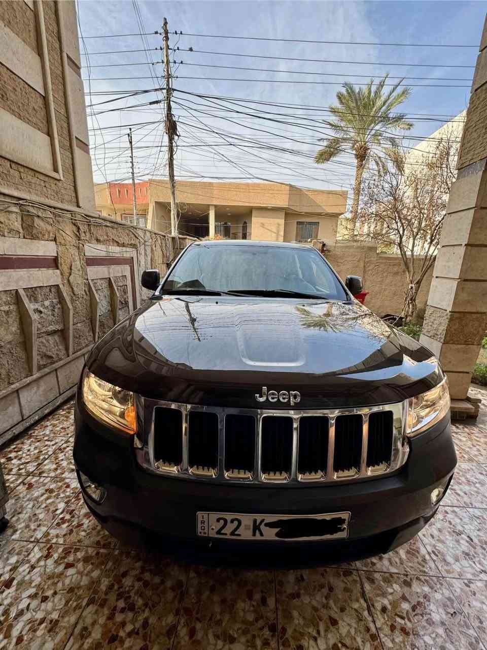 السلام عليكم جيب 2011 للبيع وارد امريكي كلين مكفولة كفالة عامة من كلشي ماشية ١٢٠ الف بعدها جديدة السيارة جديد جداً صدر  وتخم تاير جاهزة من كل النواحي موصفات كشنات كهرباء بصمة شاشة كبيرة كامرة خلفية حساسات وباقي الموصفات المعروفة كير مكينة خير من الله السعر 152وبيها مجال حك الجية المكان بغداد السيدية رقمي *********** بغداد, العراق
