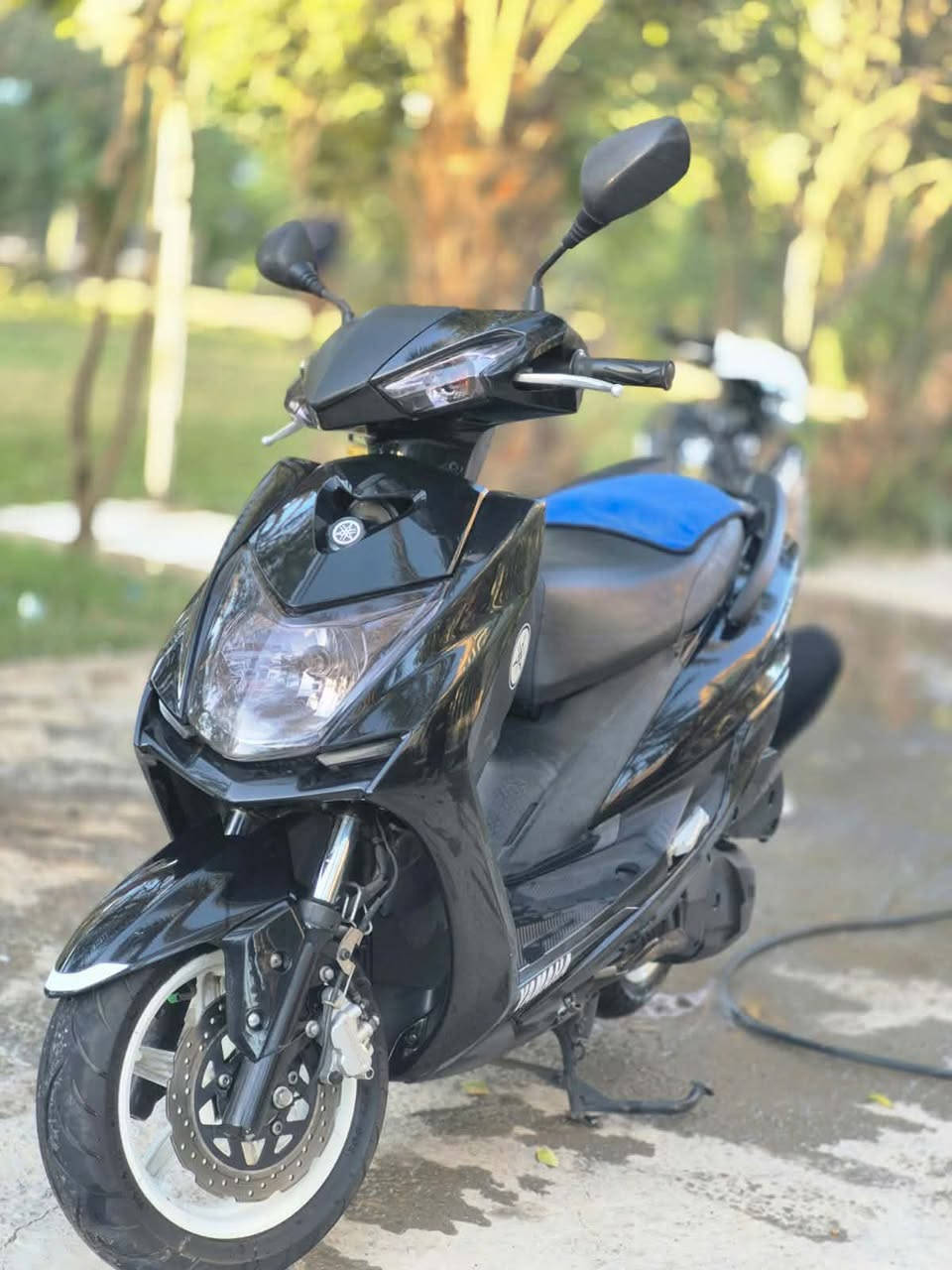 السلام عليكم. 
من رخصة الادمنية 
سكنس شمعه للبيع رمبه 
صارله اقل الشهر من طالعه من المعرض 
ولوصل موجود 
نضافة شوفت عينك 
لدراجة وكاله 
 لصور تسولف لان كل شي اسولفه قليل بنضافته 
مكانه كربلاء طويريج 
*********** 
السعر 16 ورقة وبيه مجال
