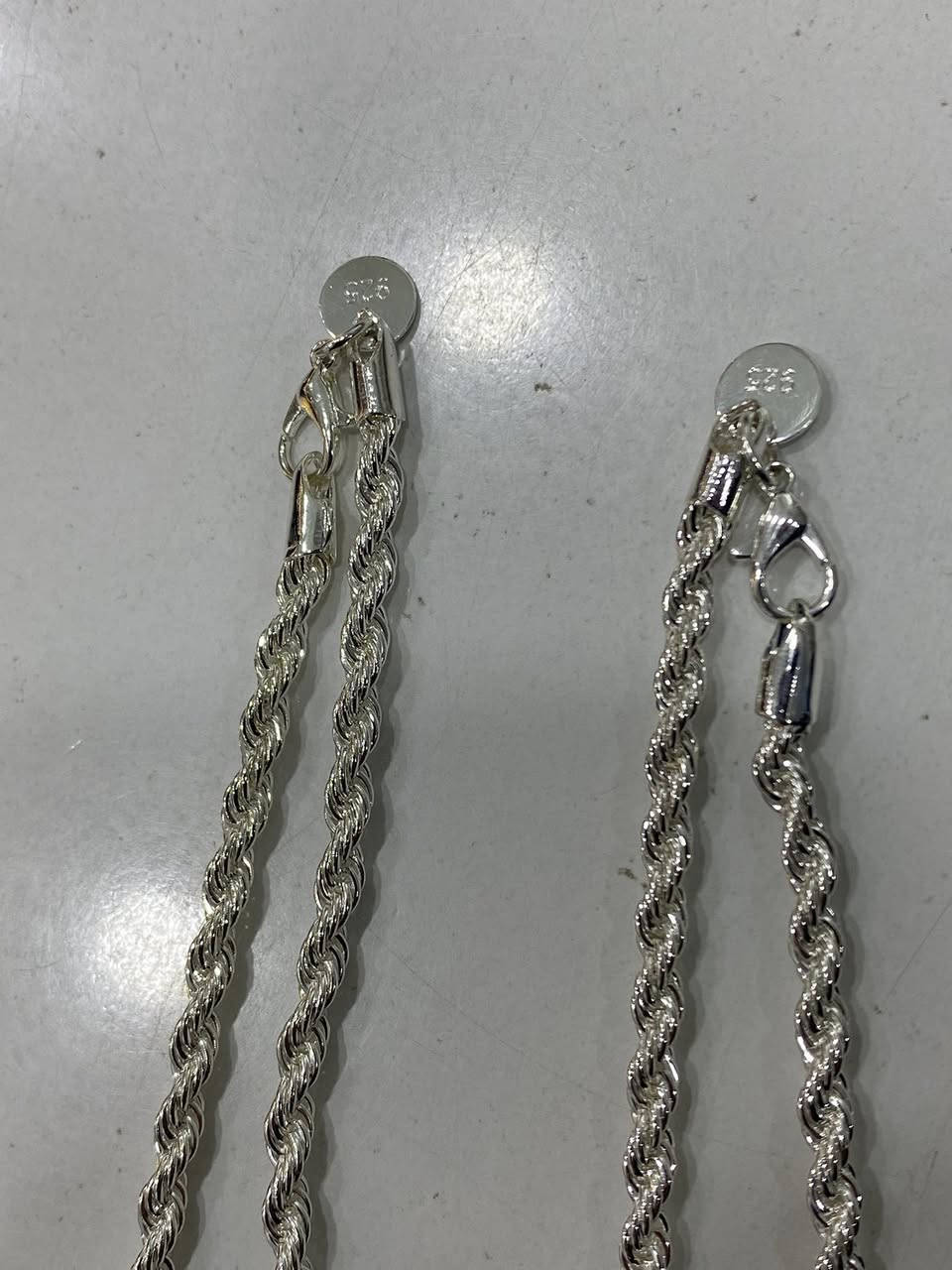 زنجيل وسوار مختوم 925 ثقيل  
الي يفيدة يكتبلي سعر مناسب وبالعافية 🤍


**إذا كنت صاحب هذا الإعلان وتريد حذفه لأي سبب، رجاءا أرسل رسالة إلى الدعم الفني**