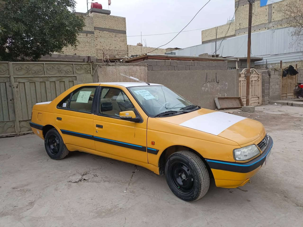 السلام عليكم بيجو لميس للبيع 2016
مصفرة هيئة وغرامات سيارة من الخارج جداً حلوة وكاعدة
بيها بعض الملاحظات البسيطة سعرها 48 
للاستفسار *********** المكان بغداد
