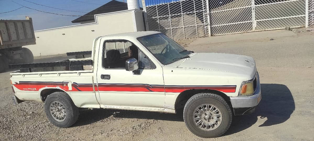 بيكم تك 89 رقم صلاح الدين اصفر سيارة مال جناي راعيهه موجود سنوية ساقطة 2016 گير وشاصي ومحرك مكفول 5 كير ثري واي مكفولة من السرقة والغرامة حدادية جاهزة طخم تاير جديد السعر 28 ورقة بيهه مجال حق الجية مكانها ذي قار الأصلاح  للأستفسار اكثر اتصل ***********  ***********
