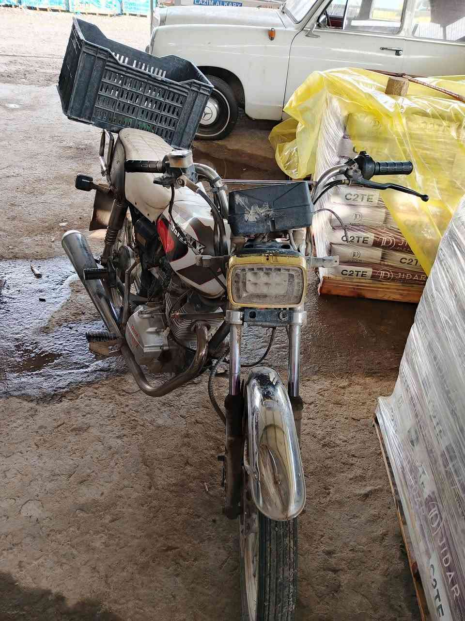 دراجه يراني 5كير سفانه موديل 2021ارواق مابيهه ضاعيات العنوان بغداد تقاطع النهروان السعر 500وبيهه مجال مكينه مامفتوحه ابد بس تفيلس الرقم ***********
