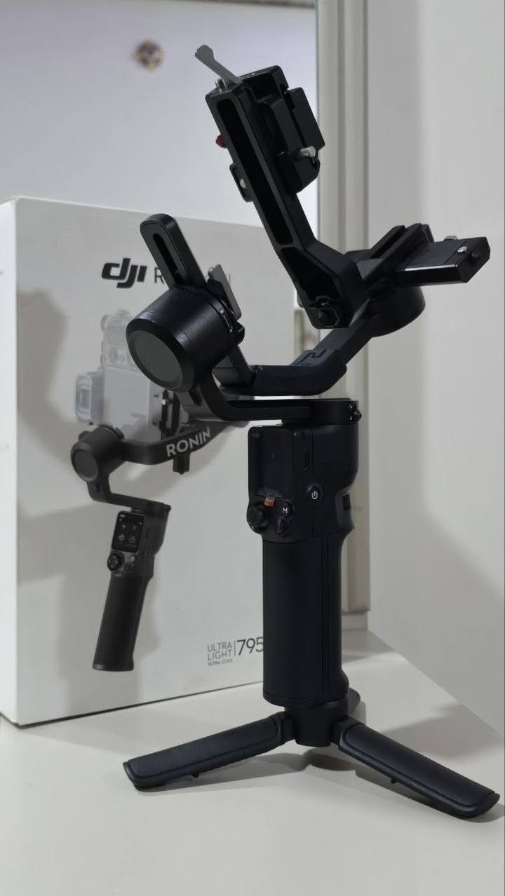 السلام عليكم 
للبيع RONIN DJI3 MINI جديدة استخدام مرة وحده فقط للاستفسار خاص


**إذا كنت صاحب هذا الإعلان وتريد حذفه لأي سبب، رجاءا أرسل رسالة إلى الدعم الفني**