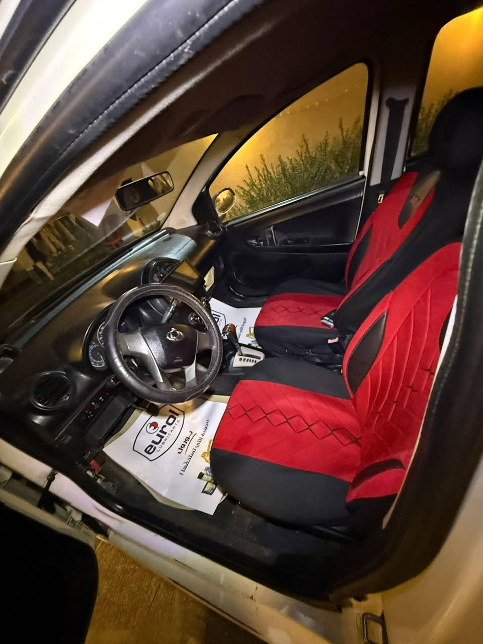 السلام عليكم 
🚗 للبيع: شيري باندا كروز 2012

🔹 السعر: 50 ورقة (قابل للتفاوض البسيط)
🔹 اللون: أبيض
🔹 الحالة: ممتازة

تفاصيل السيارة:
 • بيها فقط قطعتين صبغ
 • المكينة والكير والتبريد بحالة ممتازة
 • صدر أمامي وخلفي بحالة ممتازة
 • الكهربائيات كلها شغالة 100%
 • السيارة نظيفة وجاهزة للاستخدام

📍 العنوان: بغداد – حي الجامعة – شارع المركز
📞 رقم الهاتف: *********** بغداد, العراق
