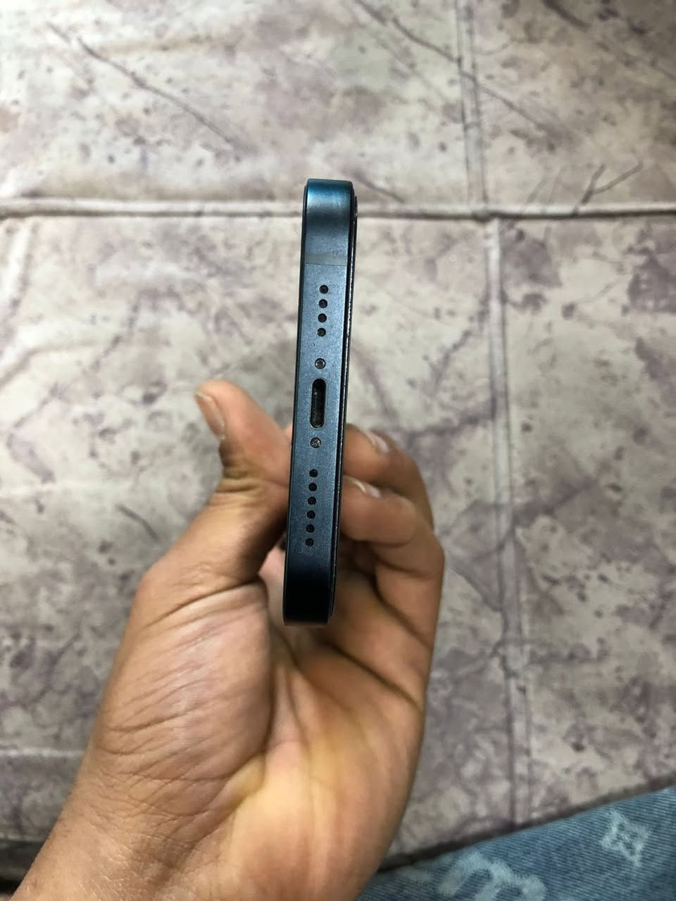 السلام عليكم
ايفون 14 plus نيلي شريحة الكترونية ذاكره 128 بطارية 91 ما معلاية !! (مامصعده ) الجهاز ما مفتوح 
سعره 600 الف وبي مجال عنوان بغداد الجديدة *********** واتساب فقط متواجد فيس 
الجهاز حدث فرمت اتصال كامرات فيس ايدي كلة شغال تجي تفحص وتاخذه
