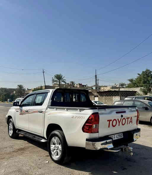 السلام عليكم 
هايلوكس فورويل 2016 كويتي الساير محرك 2700 مذهب مكفولة من الصبغ والتبديل 
#اوتوماتيك ماشية 115 حقيقي السيارة جديدة رقم بغداد الدولي تحويل ثاني يوم
تبريد قطعتين معروفة مواصفات الكويتي 
تخم تاير جديد الاصلي
حداديه وصدر جديد 
تبريد ثلج
جاهزه من كلشي ما تصرف عليها دينار للبيع فقط السعر 248 ورقة بيها مجال بسيط للاستفسار *********** مكاني بغداد الشراي يتصل ممتواجد عالنت
