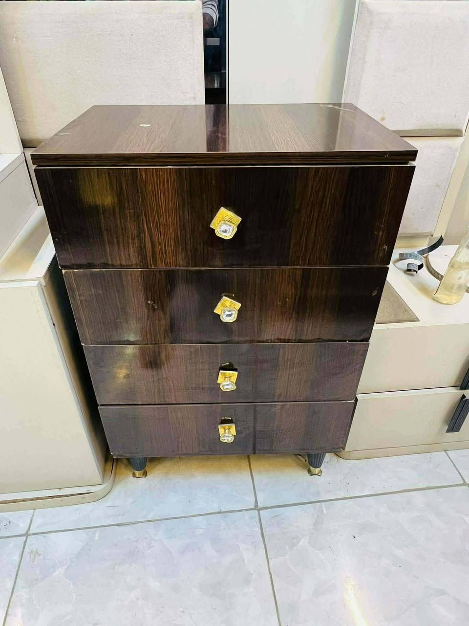 غرفه 8 قطع نضيفه شد وتوصيل مجاني


**إذا كنت صاحب هذا الإعلان وتريد حذفه لأي سبب، رجاءا أرسل رسالة إلى الدعم الفني**