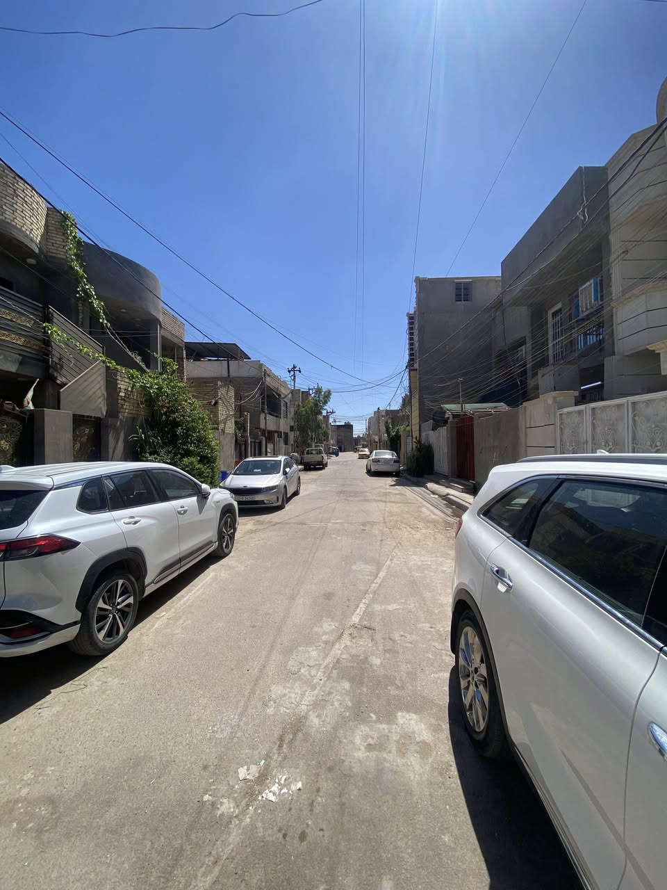 السلام عليكم
قطعه أرض للبيع 

حي الجهاد ديوان المخابرات 

الملحق 

الواجه (4)م

النزال(25)م

لمعرفة السعر الاتصال ***********
