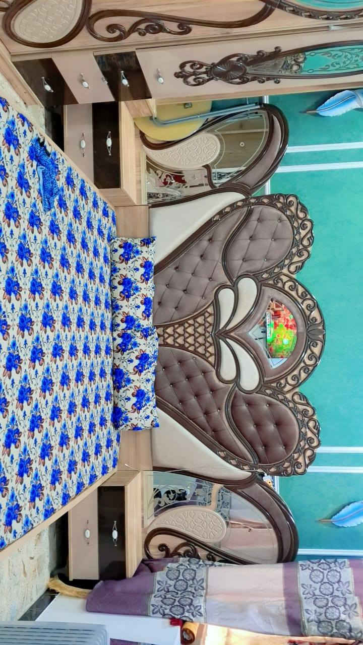 غرفة نوم للبيع ٨
نضيفة بس بيهة ملاحضات
للبيع السعر ٦٠٠ وبيهة مجال
مكاني زعفرانية
الاستفسار
***********
