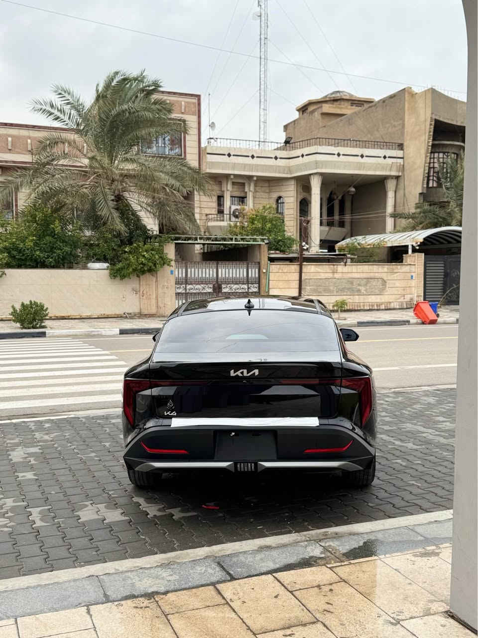 السلام عليكم
كيا K4 2025
السيارة كفاله من الضربة والصبغ 
مواصفات 
شاشه ايباد٢-بصمه-كشنات مخمل-تشغيل عن بعد-صندوق ذكي-توقف ذاتي+قيادة ذاتيه-تحديد مسار-رادار جانبي-وهواي موصفات بيها
ماشيه 9500mi 
السياره بدون رقم تترقم جميع المحافظات عدا الاقليم
للبيع السعر ١٧٣ وبيها مجال للشراي
السياره بالبصرة دور الظباط
*********** البصرة, العراق
