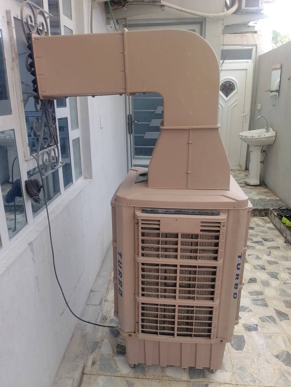 للبيع مبرده كنفيره مستخدمه صيفيه وحده هواها ثلج  السعر 350 وبيها مجال تيربو المرغوبه


**إذا كنت صاحب هذا الإعلان وتريد حذفه لأي سبب، رجاءا أرسل رسالة إلى الدعم الفني**