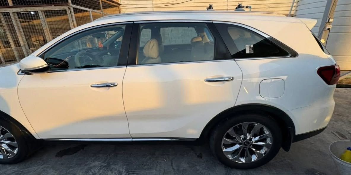 السلام عليكم حبايب 

‏‎عندي سورنتو خليجي وكالة الدولية 2020 مكفوله 
‏‎ ونظيفة على ايدي مال جناي كلشي جديد من تايرات كوري ، حدادية جديده ، دهن ابدل ارقى نوعيه ، مرقم انكليزي بغداد  سنويه 2032  ، تشغيل عن بعد ….. الخ 
‏‎ومواصفاته مبينه من الصور 
‏‎  ماشيه 122 الف حقيقي 
‏‎ لطفا" اللي فعلا يرييد يشتري ويعرف تفاصيل اكثر  يطبلي خاص واني بخدمته علما" مكان السياره في كربلاء 

مع التقدير


**إذا كنت صاحب هذا الإعلان وتريد حذفه لأي سبب، رجاءا أرسل رسالة إلى الدعم الفني**