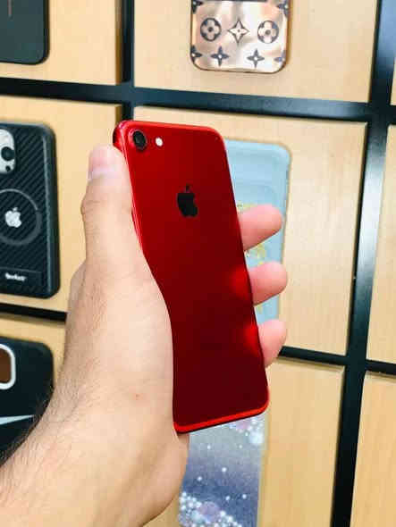 ايفون 7 عادي
ذاكرته 128 بطاريه 100
امبدل فقط بطاريه مكفول
سعر 75 الف ***********
