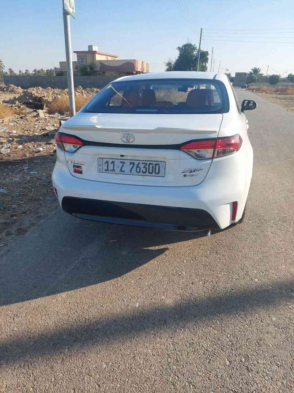 كورلا 
2025 ماشية 6500الف
كفالة عامة المواصفات معروفه 
كشن كهرباء داخل احمر بلادي 
السعر 153 وبيه مجال 
***********
