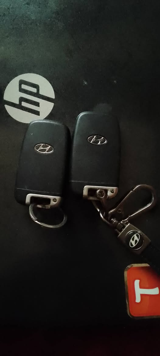 السلام عليكم بصمات سويج سنتافي الموديل من 7 الى 12
المكان موصل  السعر.    200. الف.
 ***********. 
‏‪7742592397‬‏0
